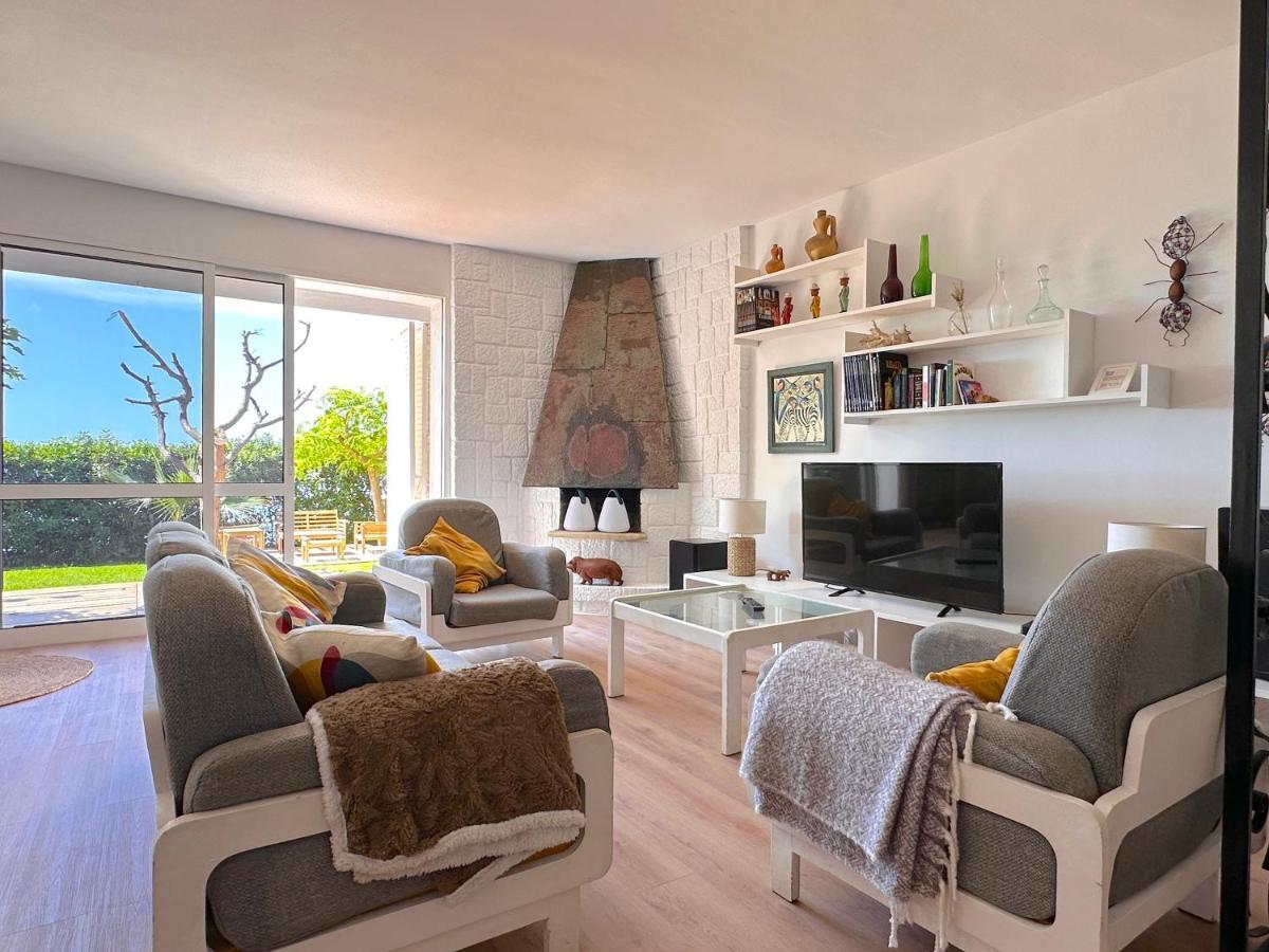 Villa Alboran Beachfront 9Pax Torre de Benagalbon Luaran gambar